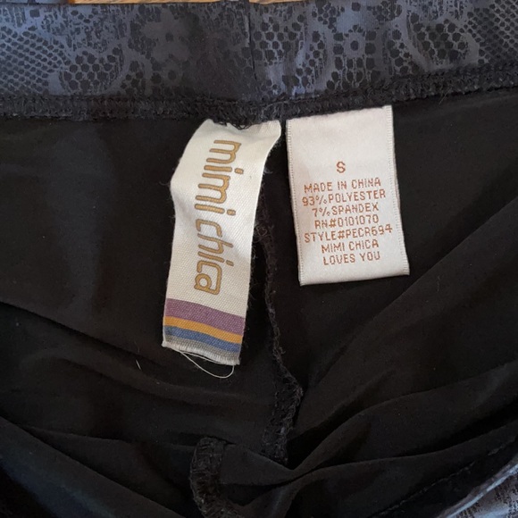 Mimi Chica lace print leggings. Size small - Picture 3 of 3